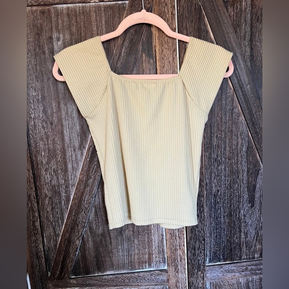 Ribbed Cream Top - Picture 2 of 2